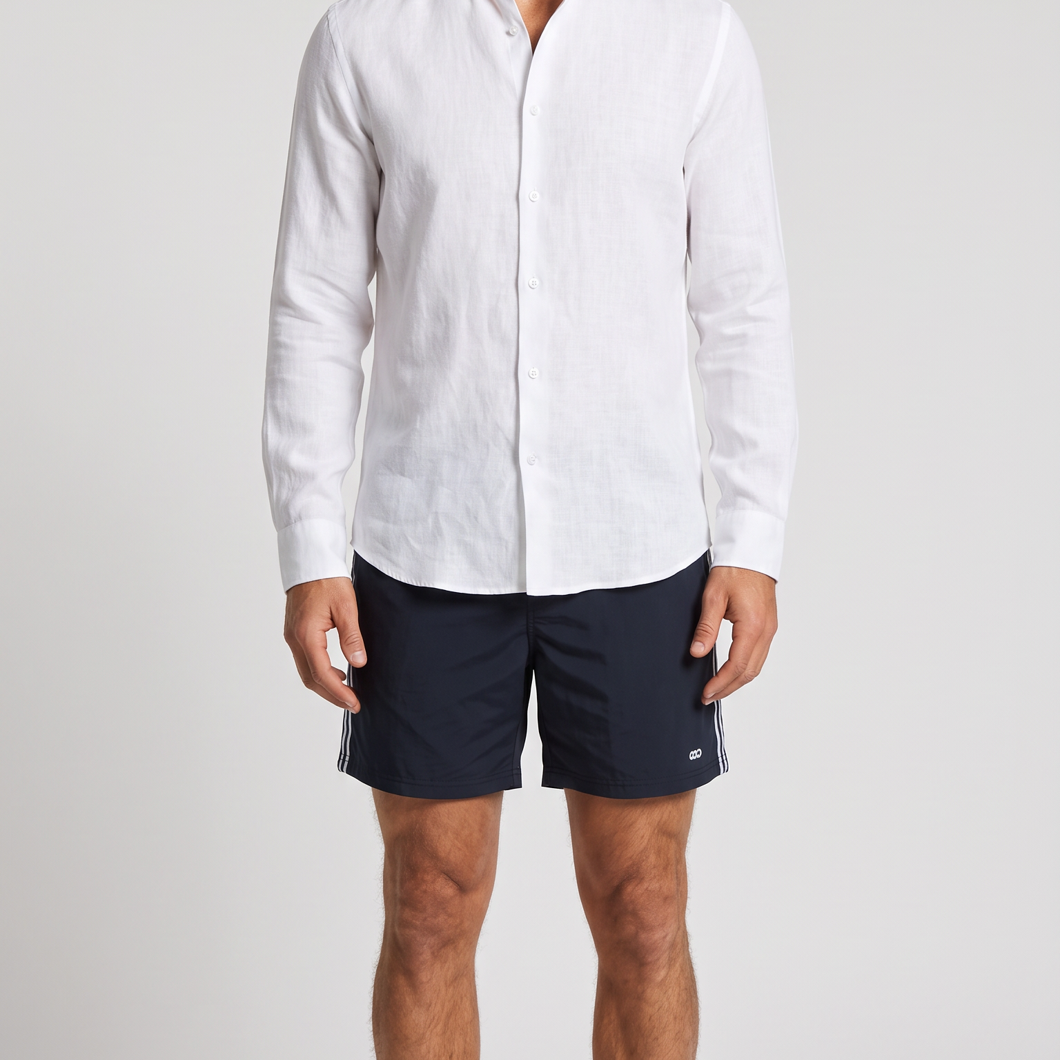Man wearing white linen shirt by Le Club Original
